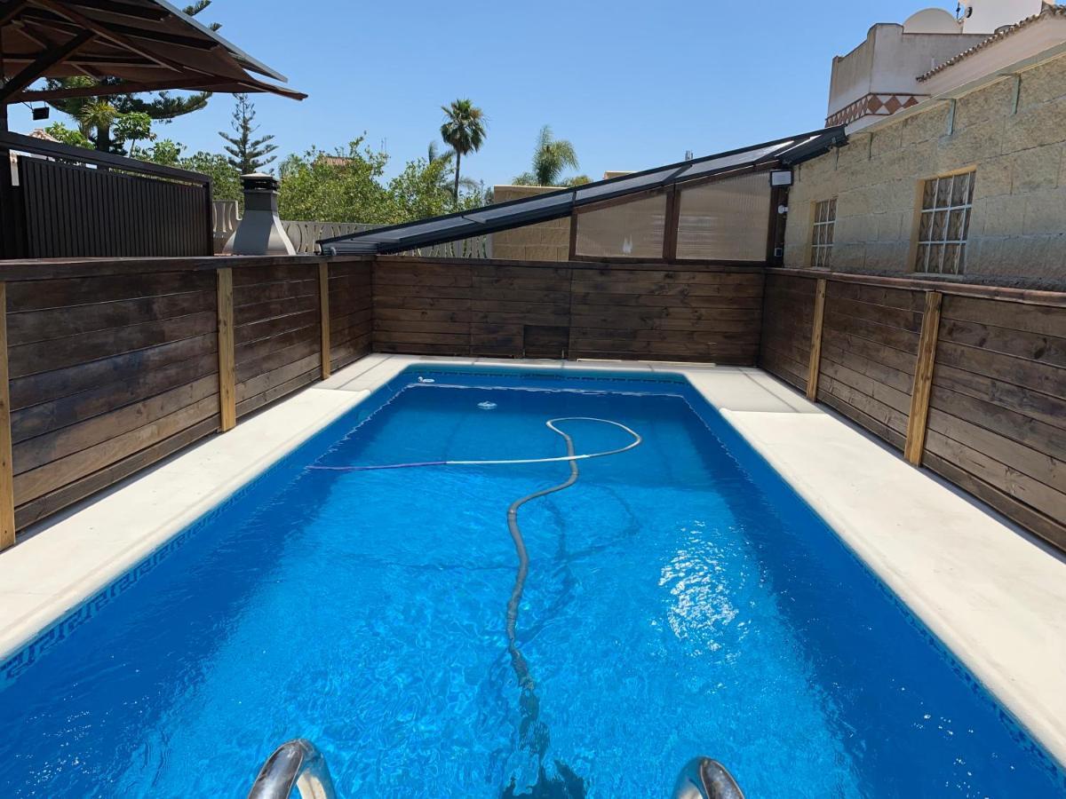 Wood House Close Beach Marbella Exteriör bild